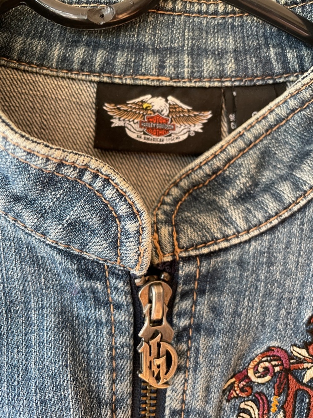 Harley-Davidson Women's Blue Denim Zip Jacket with Embroidered Logo - Picture 3 of 5